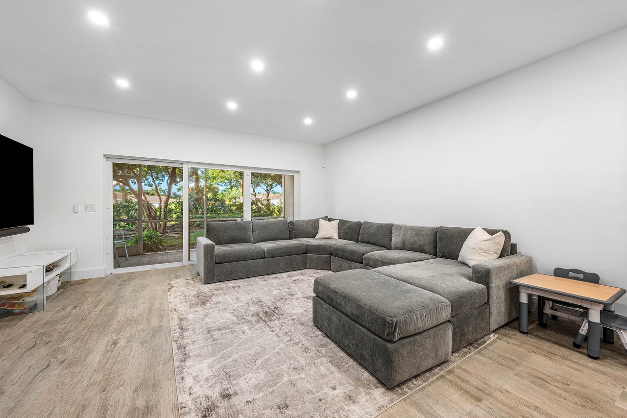 6229 Graycliff Drive A