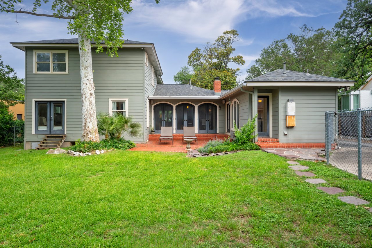 1311 Kent Lane