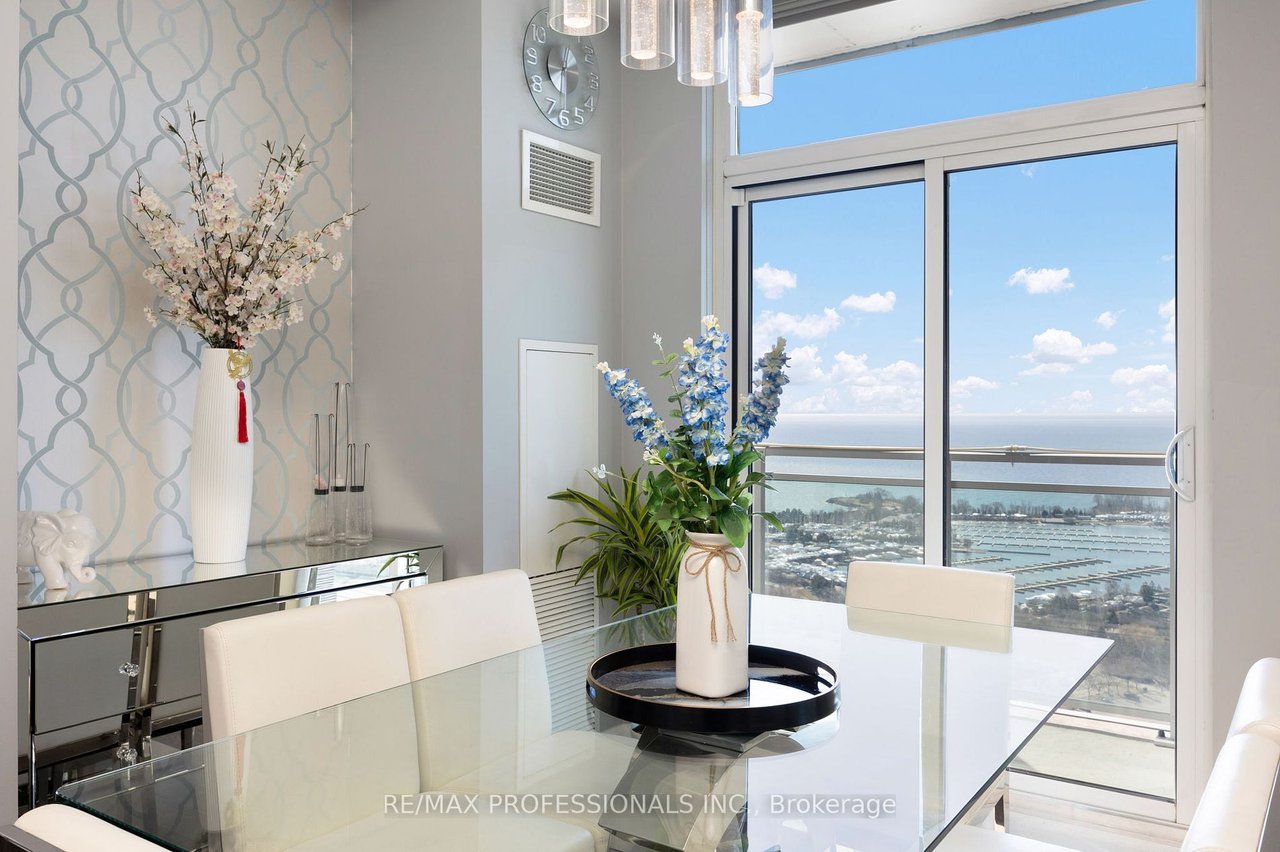JADE WATERFRONT CONDOS 