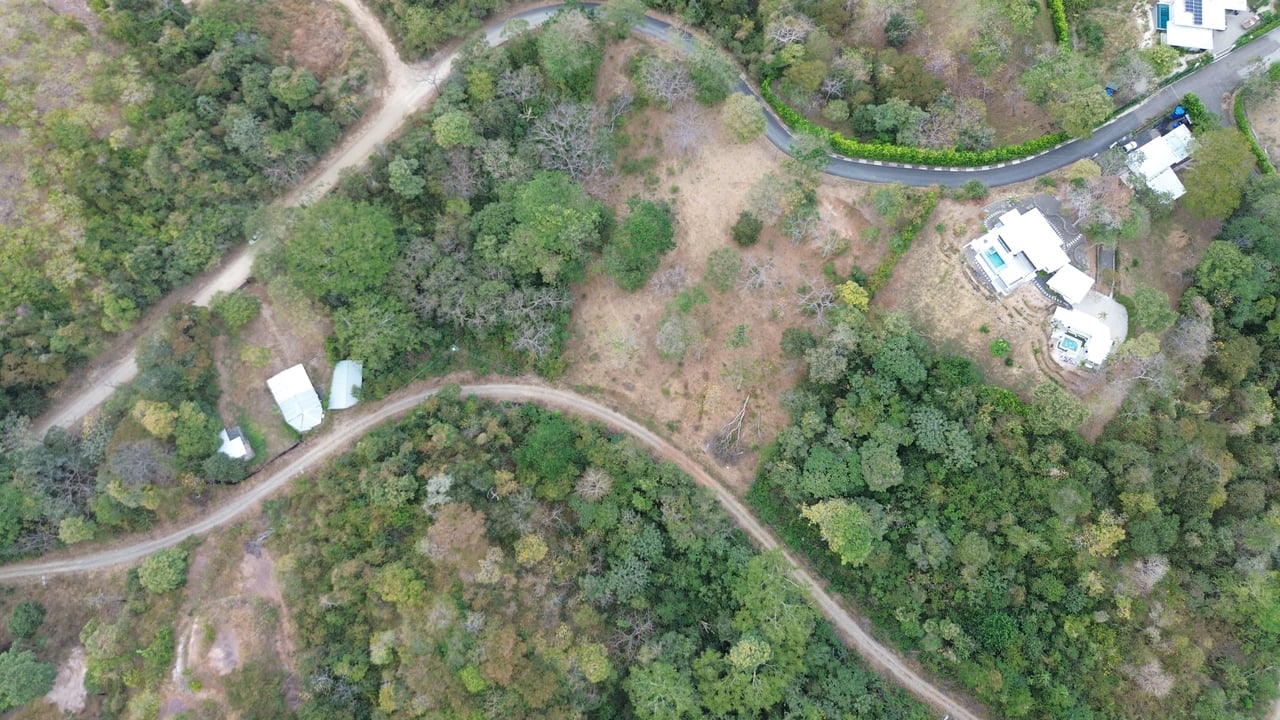 Casita Rustica + Large Lot - Playa Grande