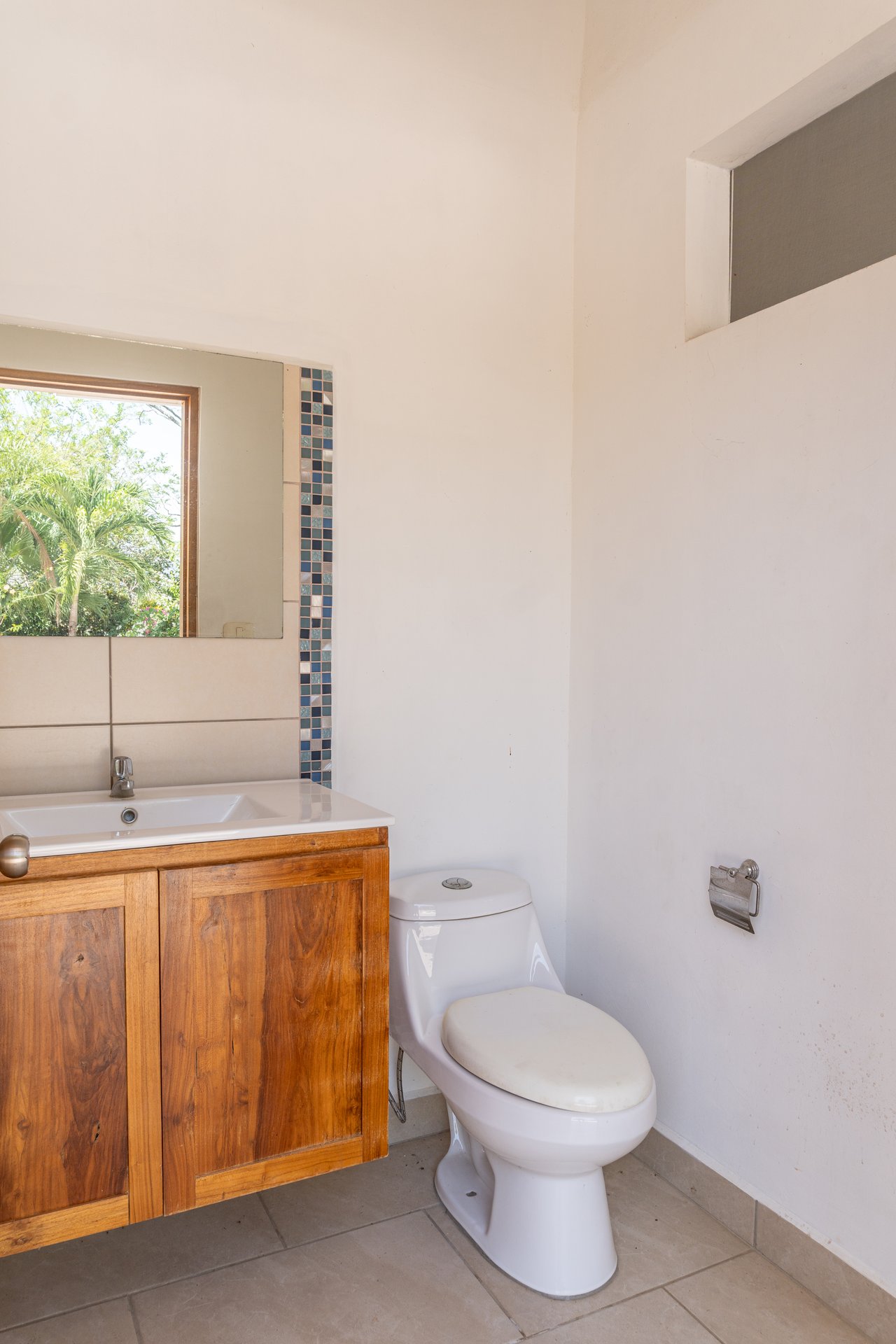 Casa Congo / Barrio Los Monos , Sámara, Guanacaste