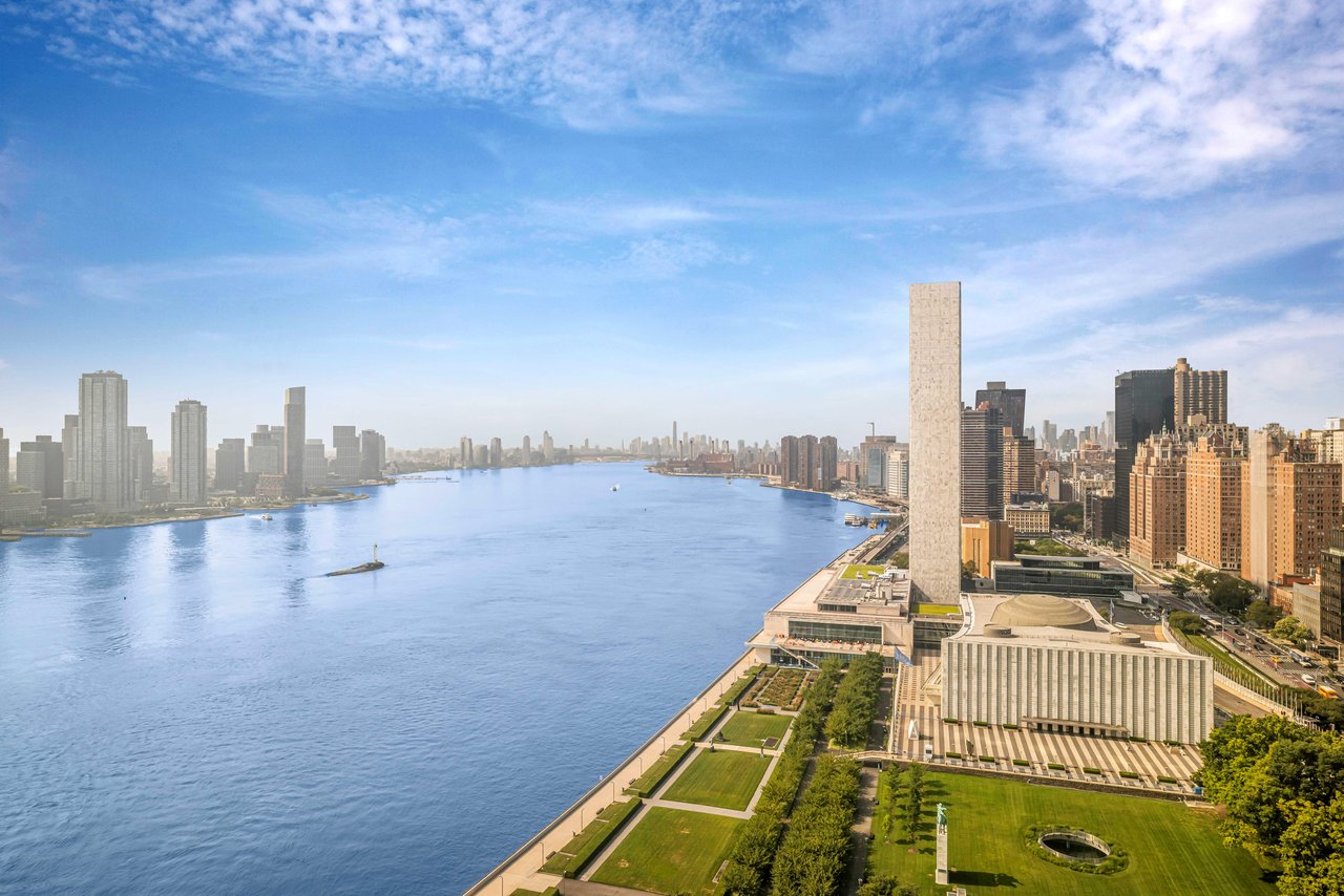 870 United Nations Plaza, 28A