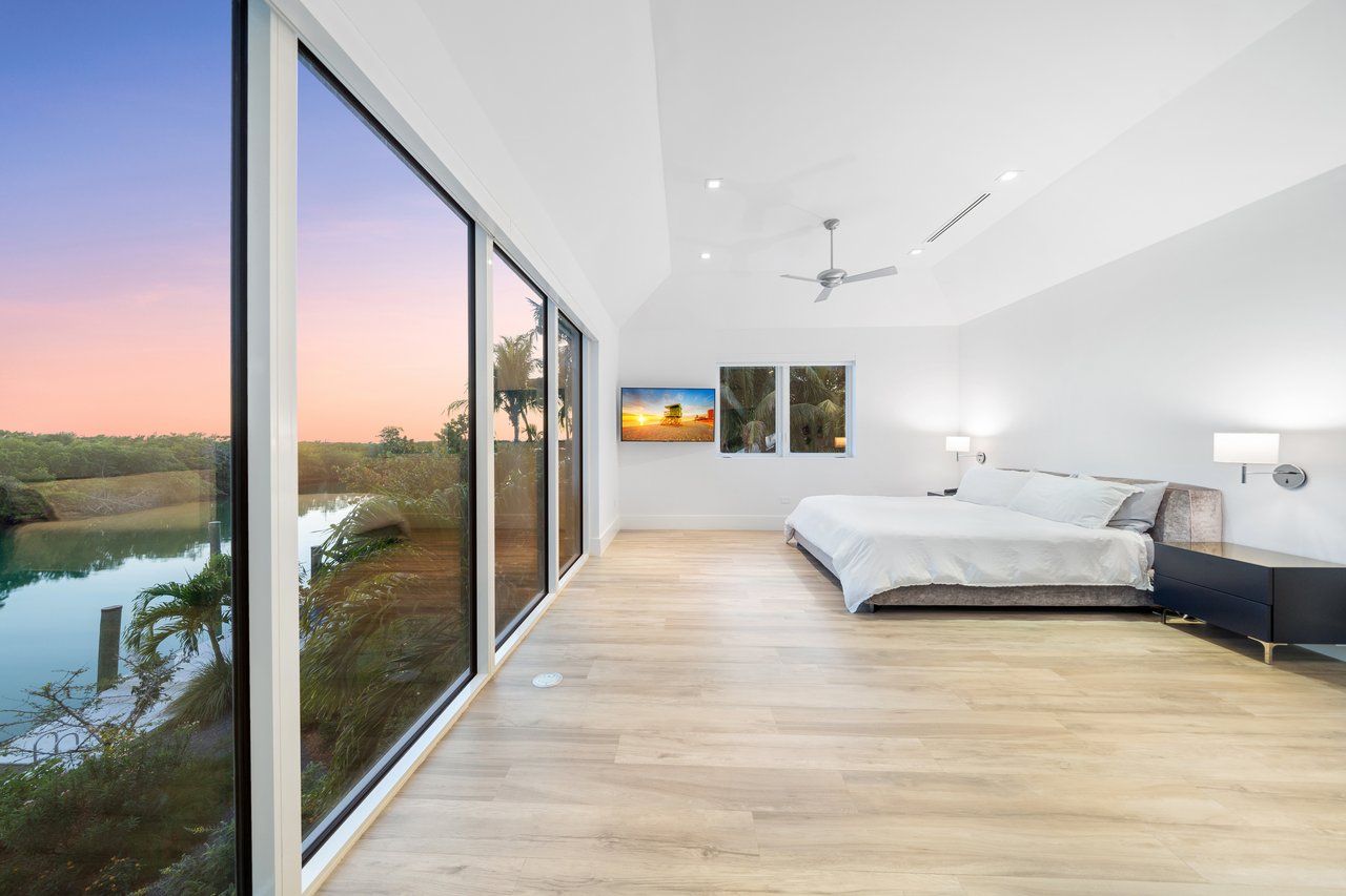 180 Cape Florida Drive