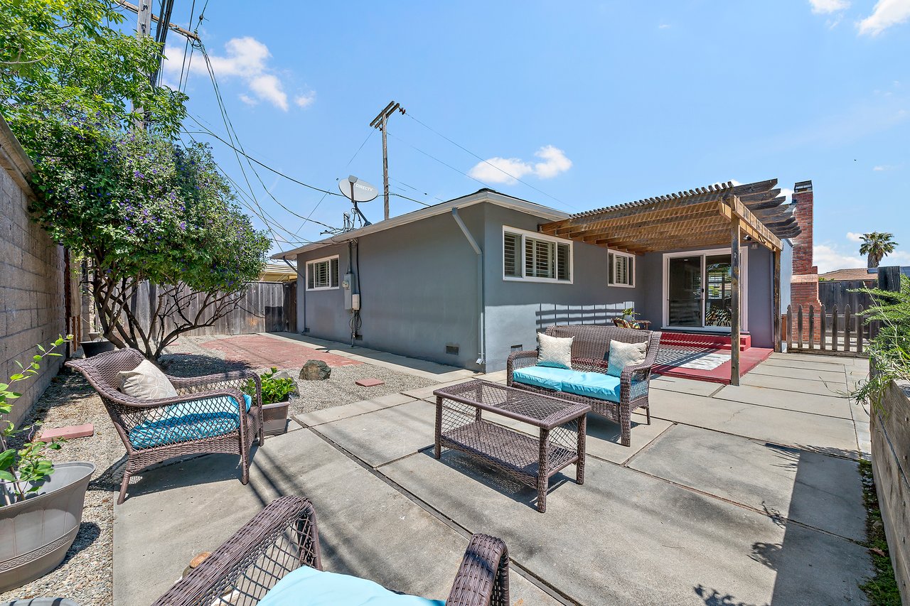 2268 Kent Street