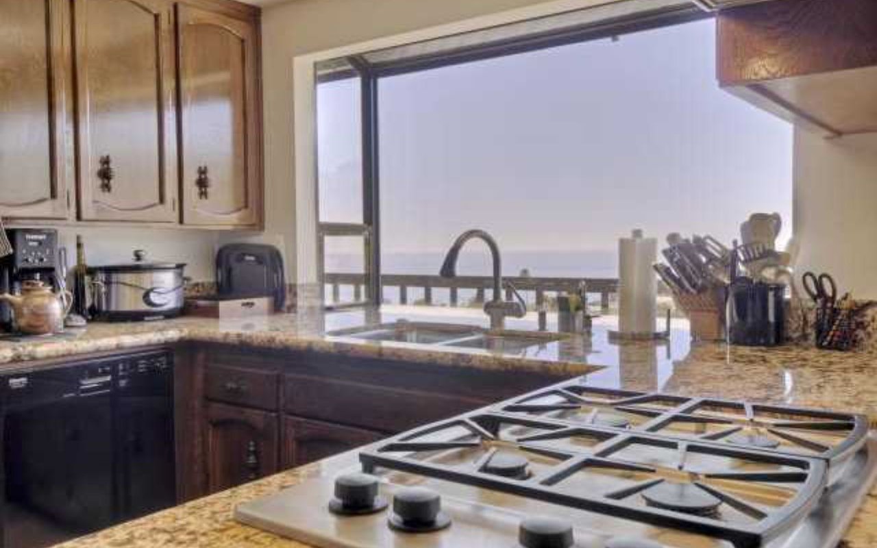 5670 La Jolla Mesa Dr