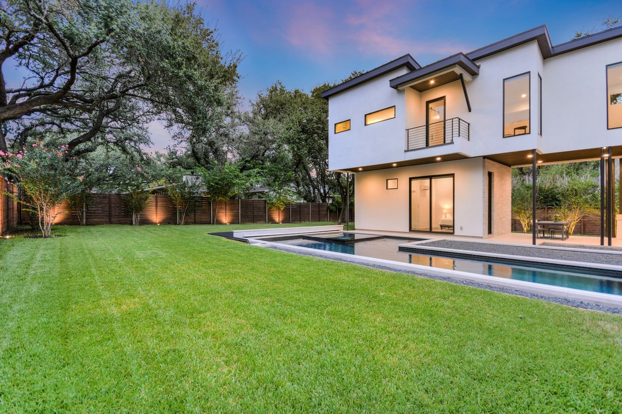 Reveille Modern