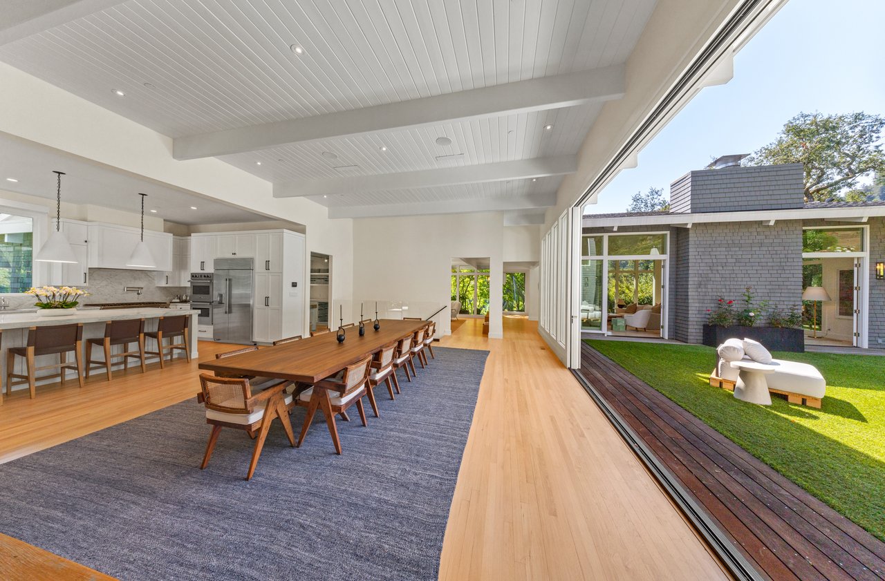 Private, Modern Compound in Premier Ross Location