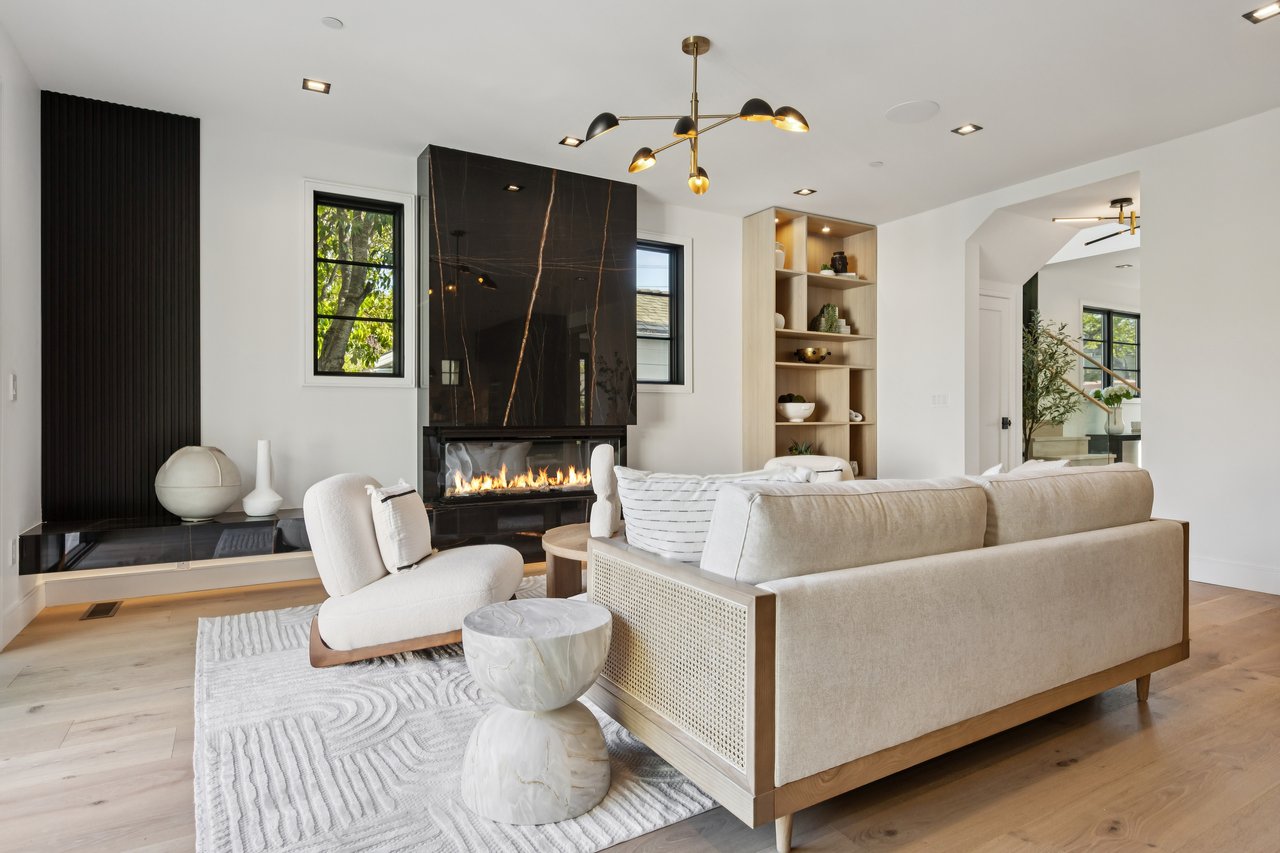 10 Channing Rd, Burlingame