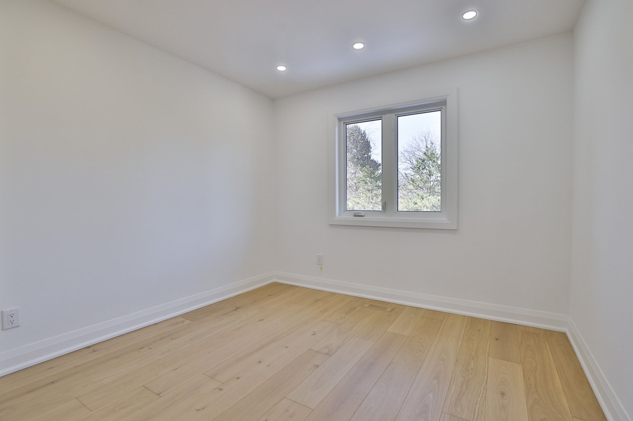 63 Tradewind Drive, Oakville