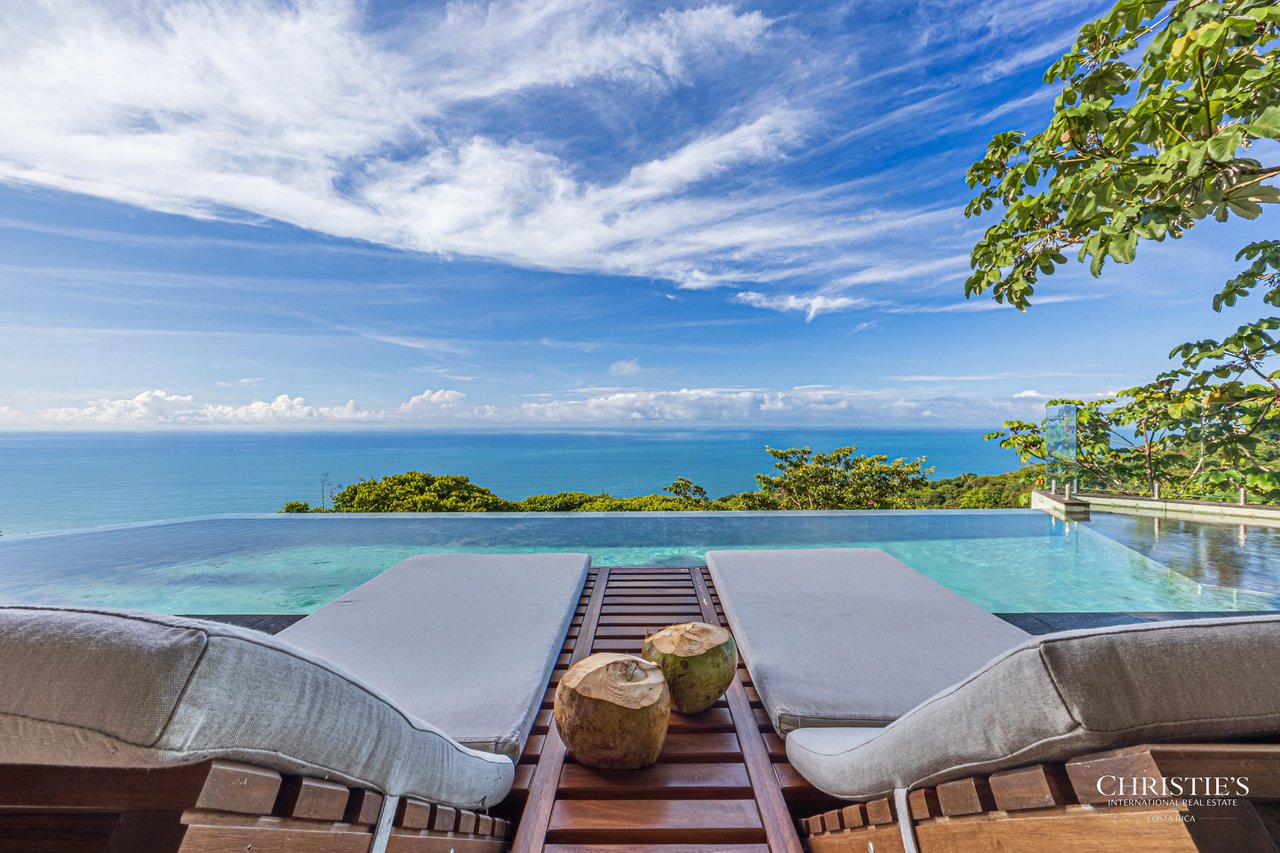 Luxury Estate in Escaleras- incredible ocean views 5.5 Acres