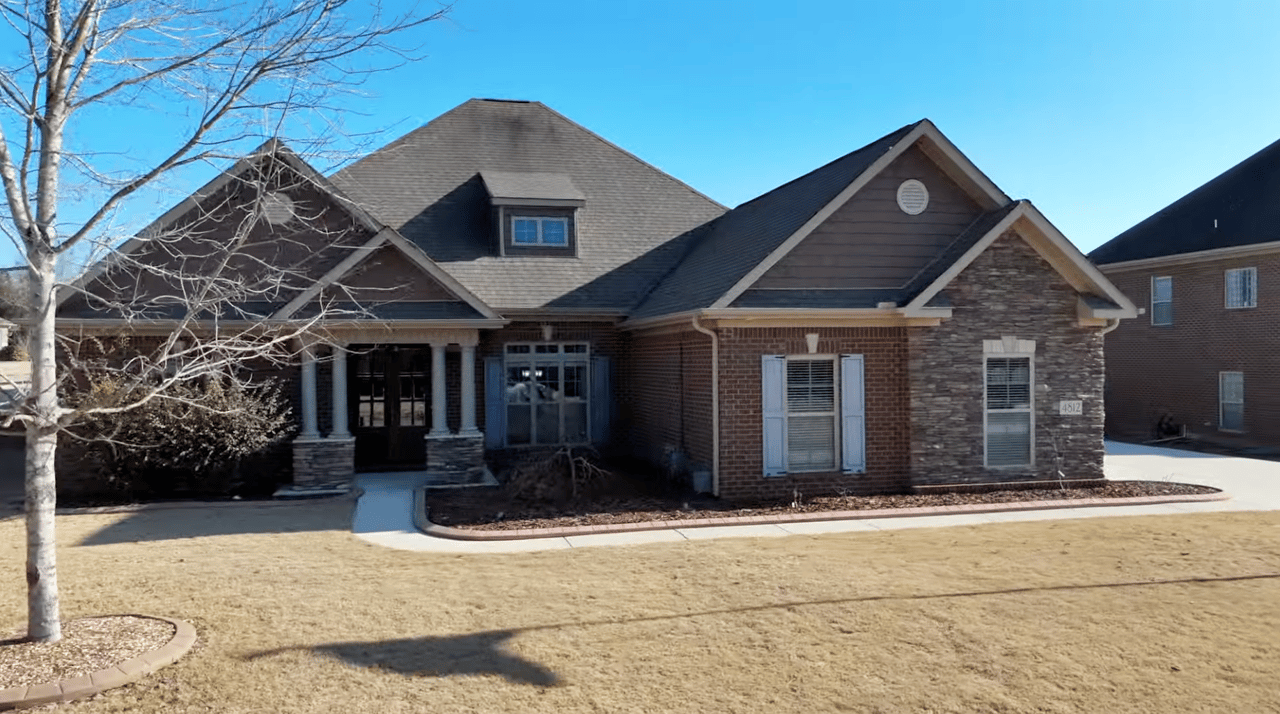 4812 Pinebrook Court SE, Owens Cross Roads, AL