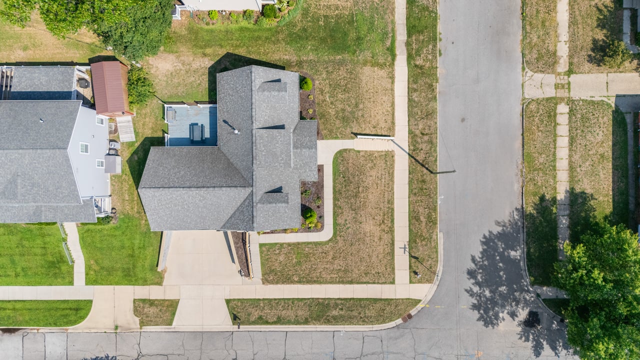 623 Corby Blvd