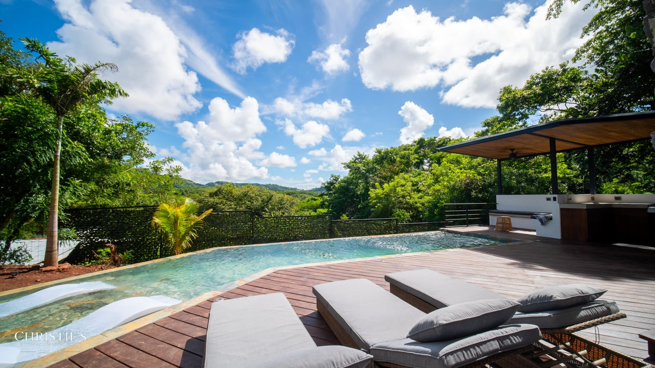 Casa Baula - Steps to the surf in Playa Grande 