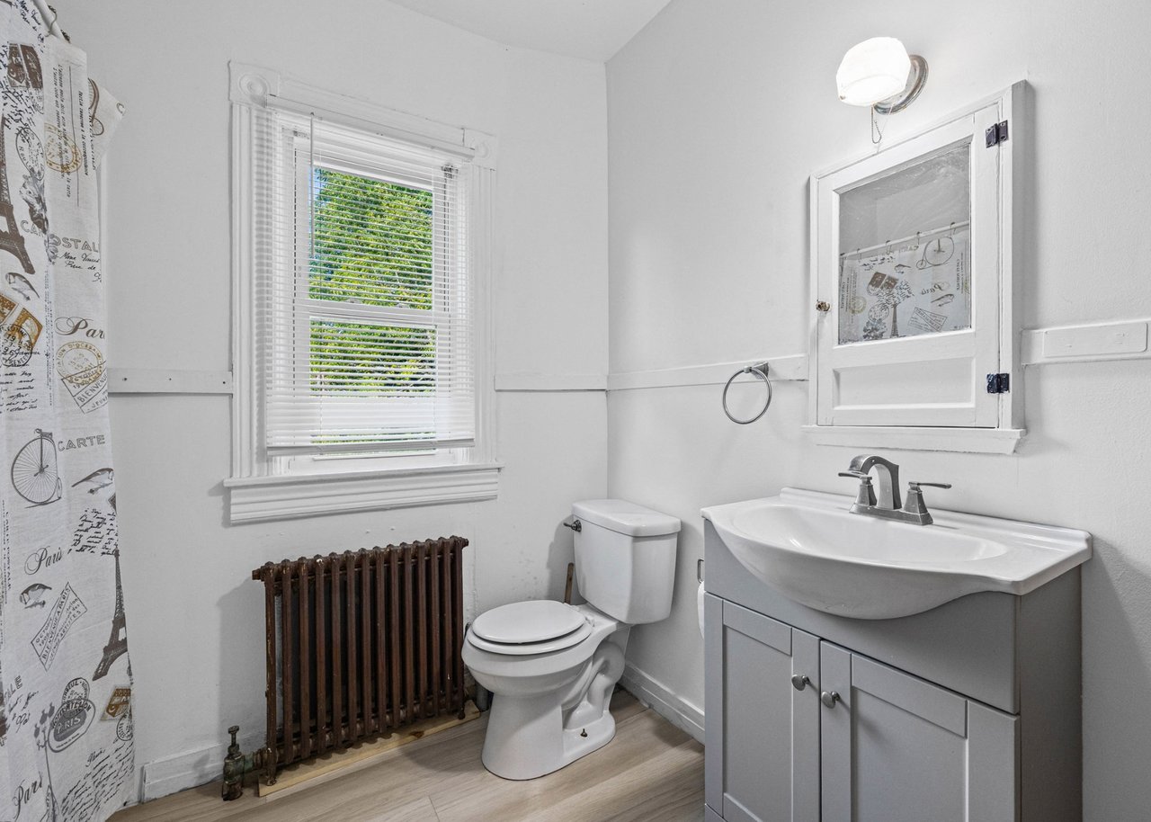 194-196 Pulteney St Geneva NY | 2-Unit Duplex for Sale