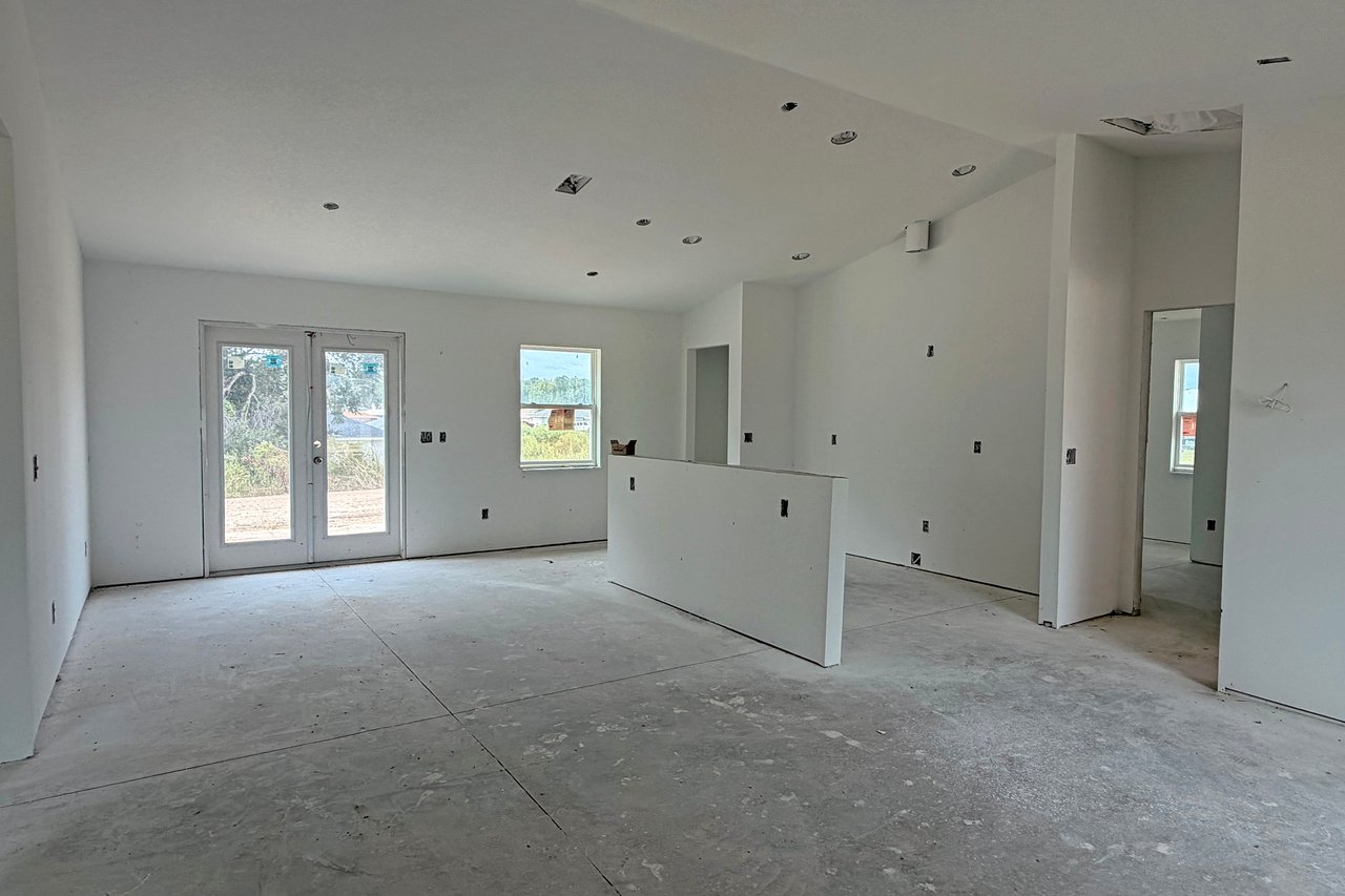 102 N Dupont Terrace 