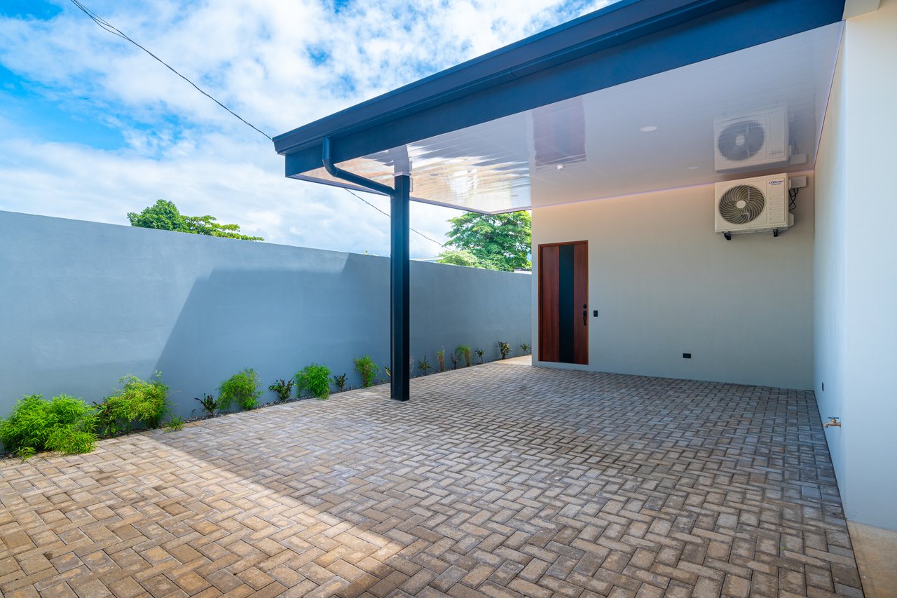 River Bend Estates, 3 Bedroom Masterpiece.
