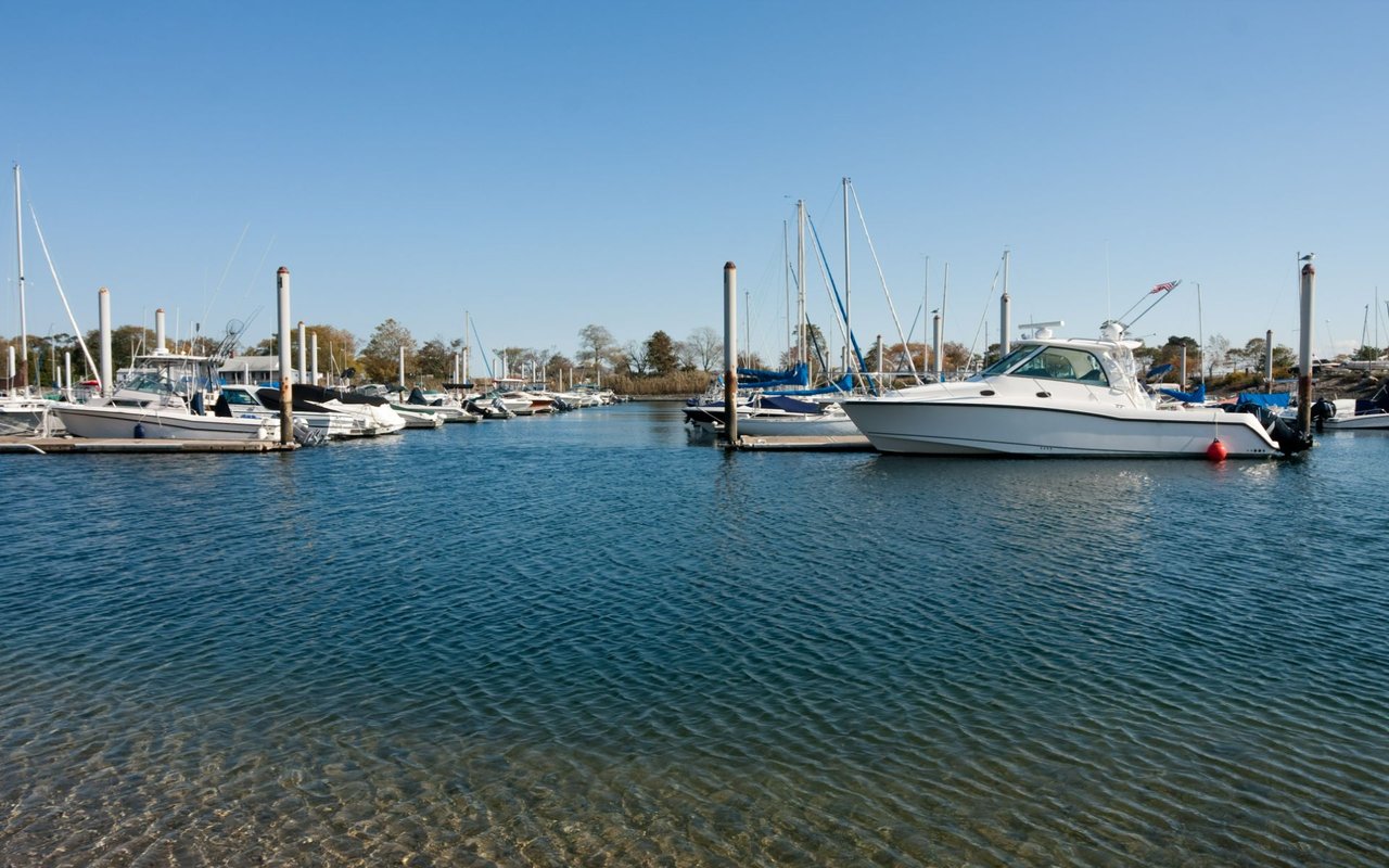 saugatuck-shore-and boating-ct