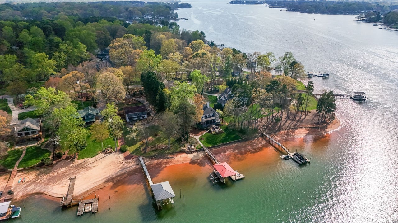 182 Malibu Rd