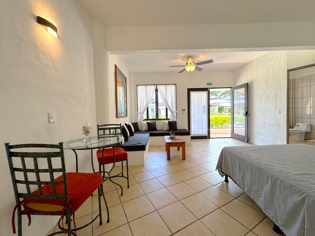 Charming Condo Hotel in the heart of Manuel Antonio 