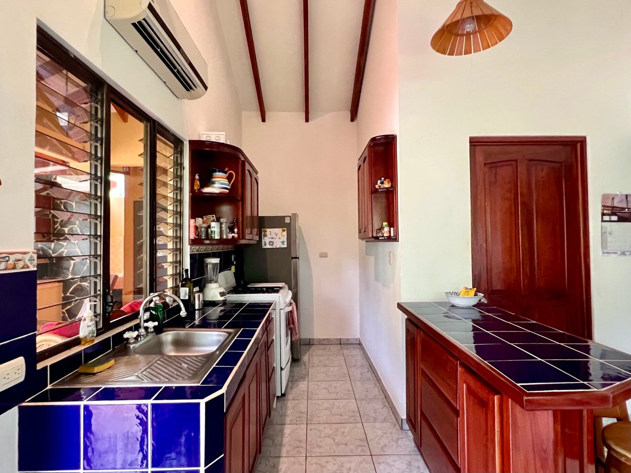 Peaceful 2-Bedroom Home in a Lush Garden in Ojochal