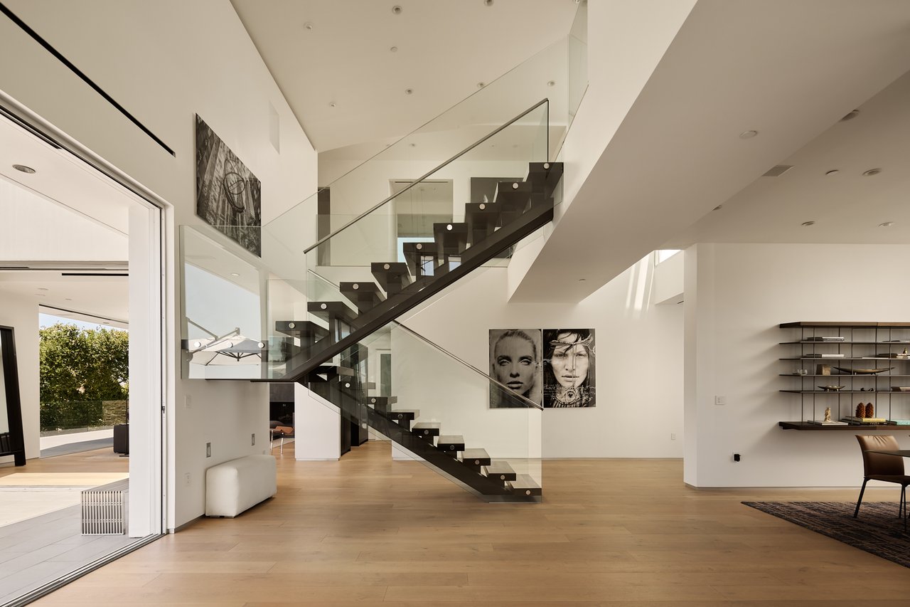 2750 Cardwell Pl, Hollywood Hills