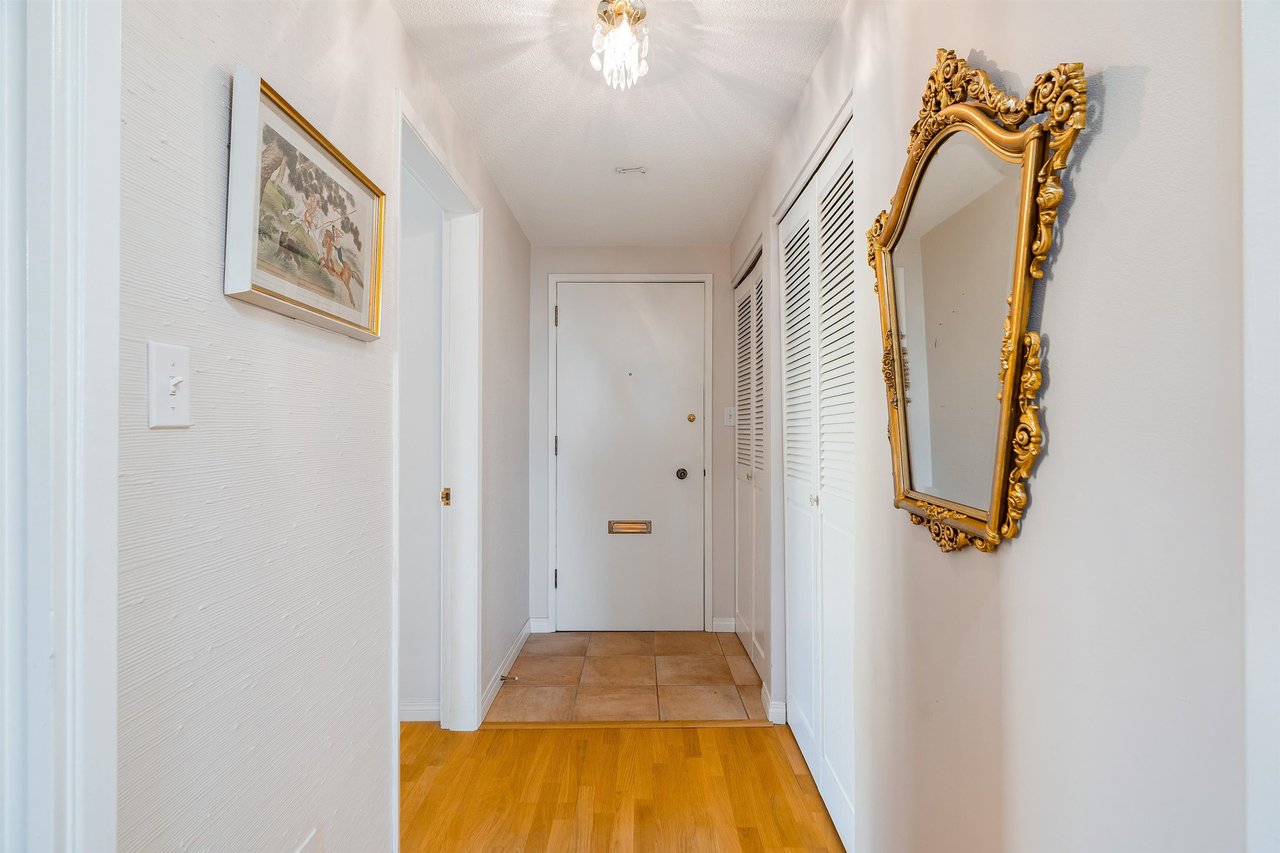 1575 Beach Ave, #303