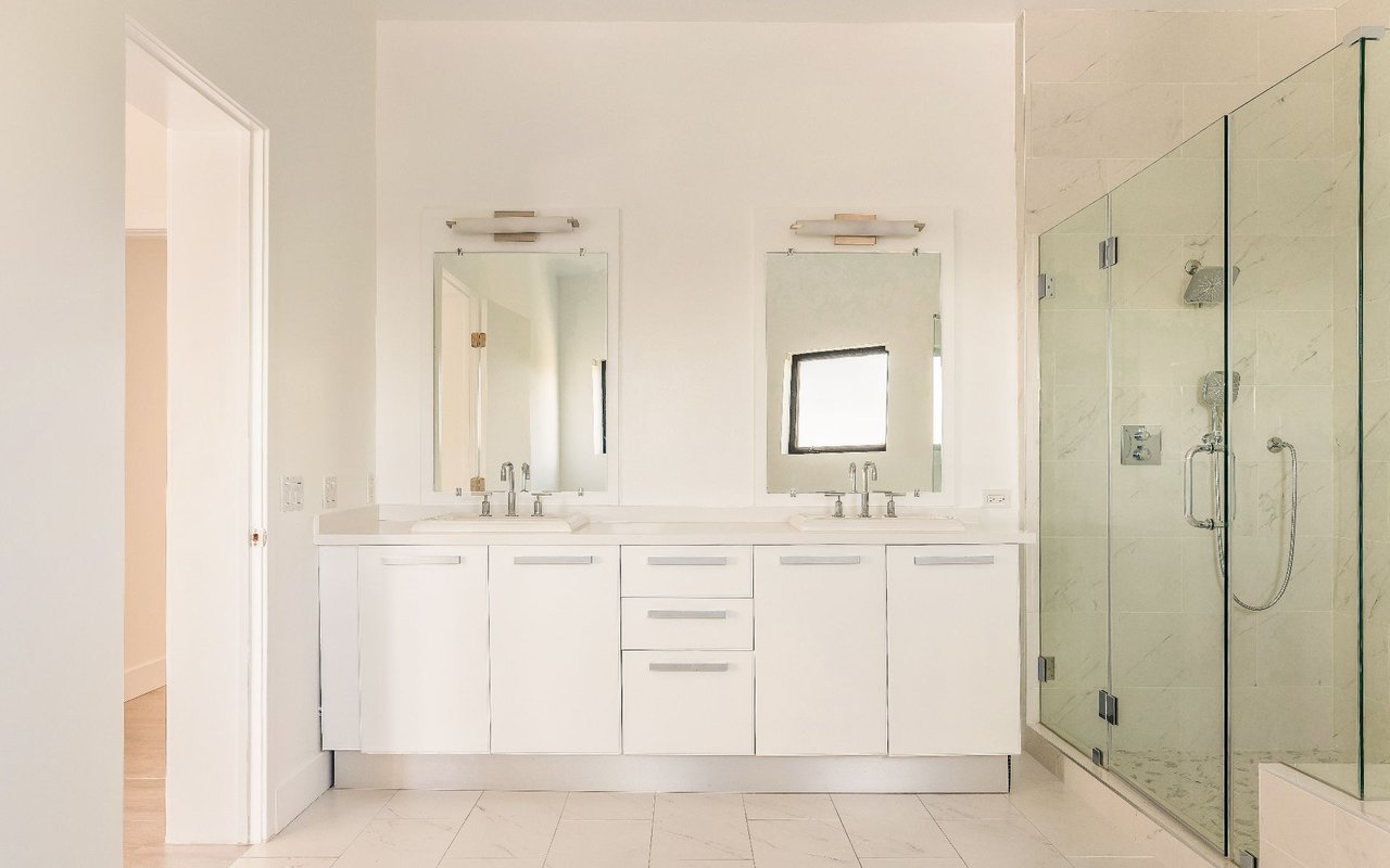 8788 Shoreham Dr Unit: PH43