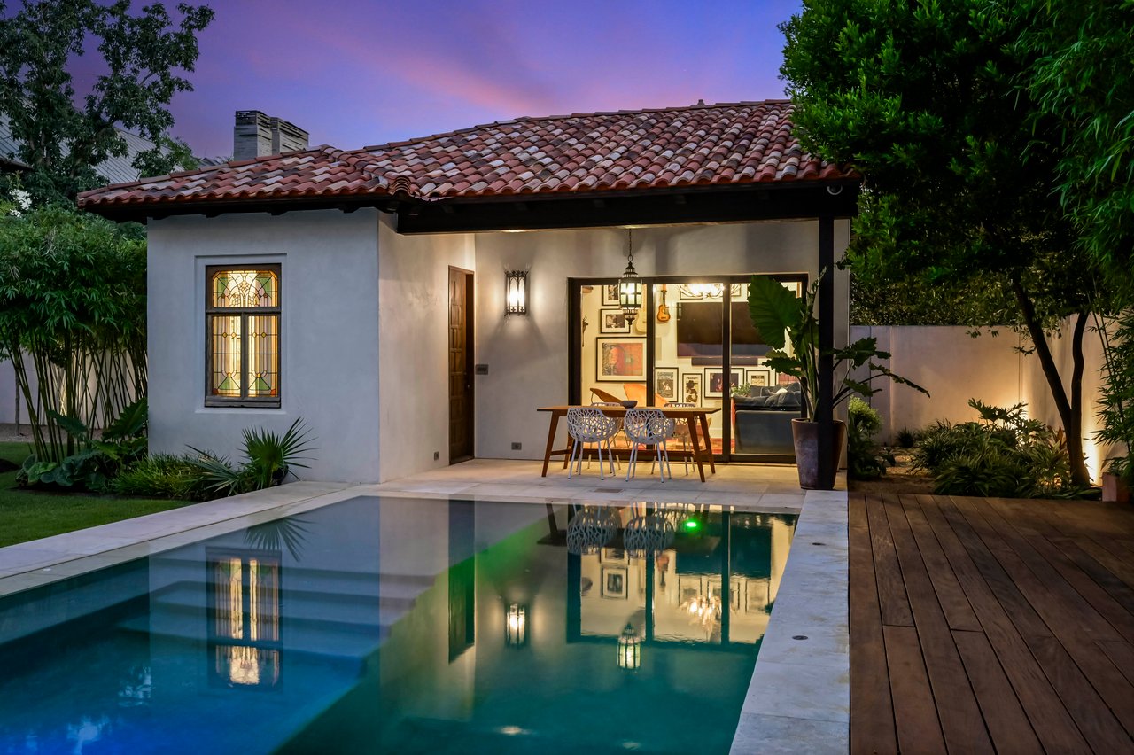 1308 Meriden Lane