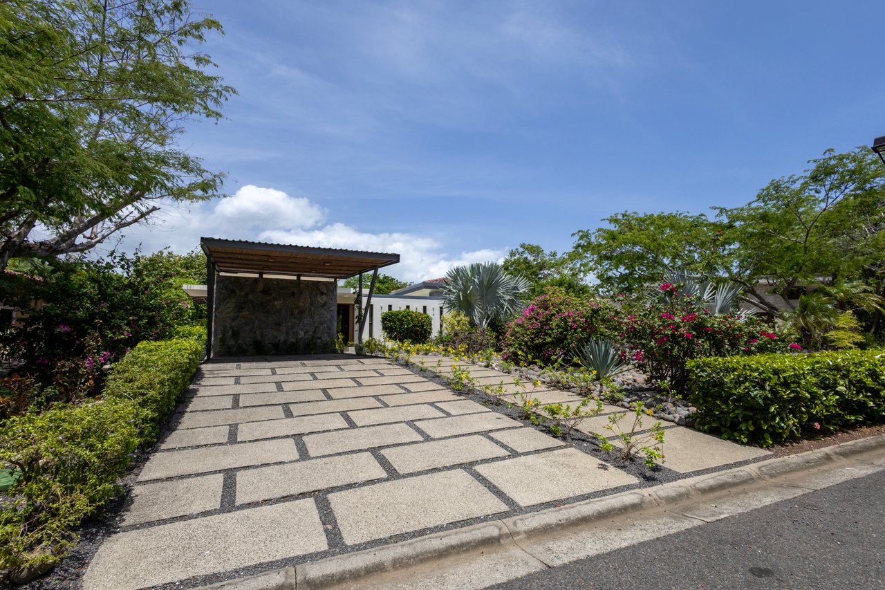 Casa Sanctuary