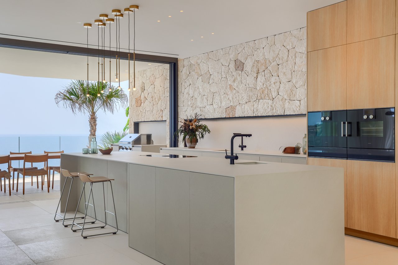 Modern Villa in The Exclusive El Toro Community
