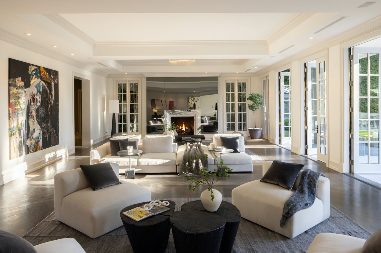 917 N Crescent Dr, Beverly Hills