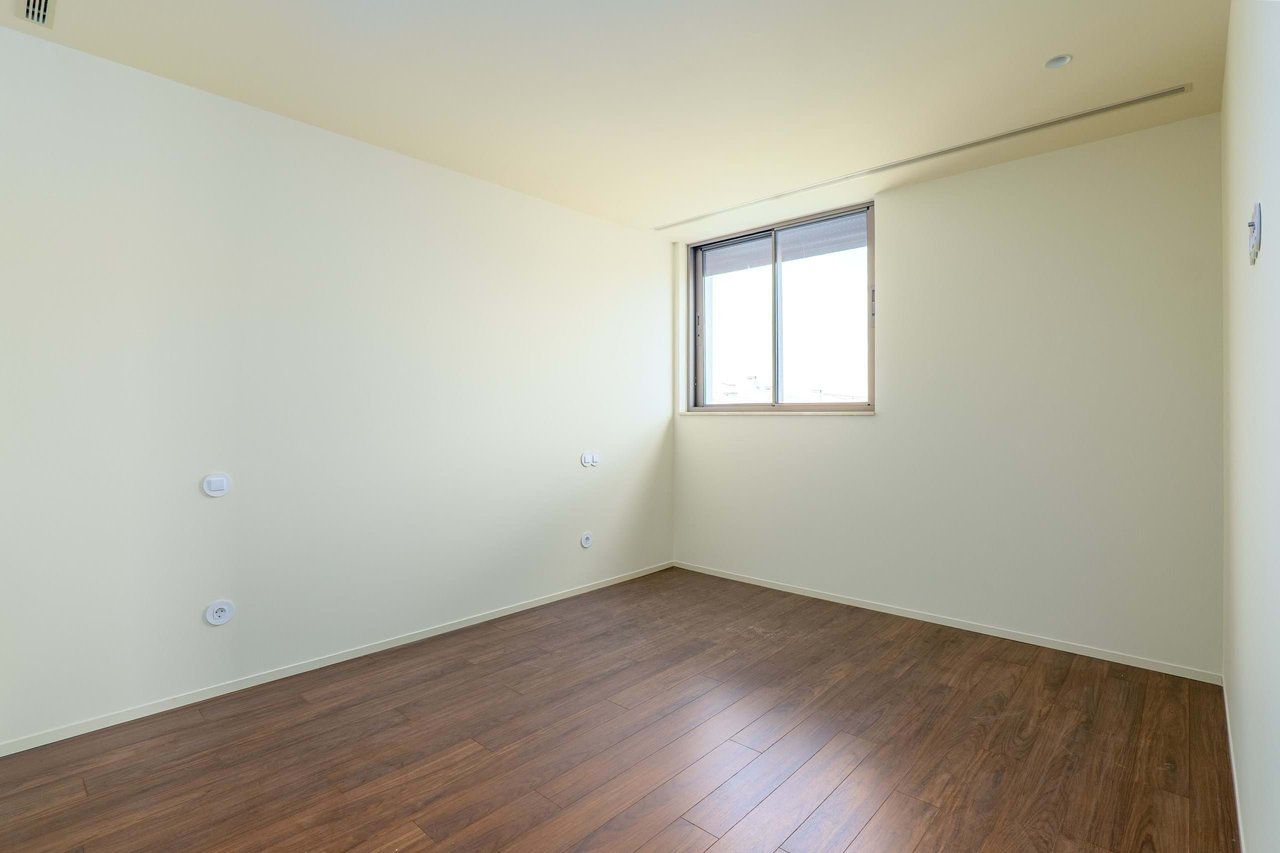 Oceanfront 4-Bedroom Apartment in Vila do Conde