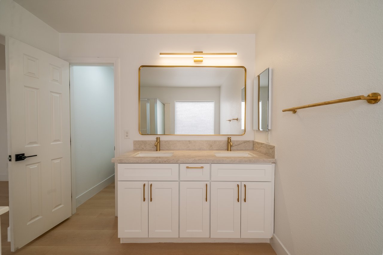 504 Lacabana Beach Drive