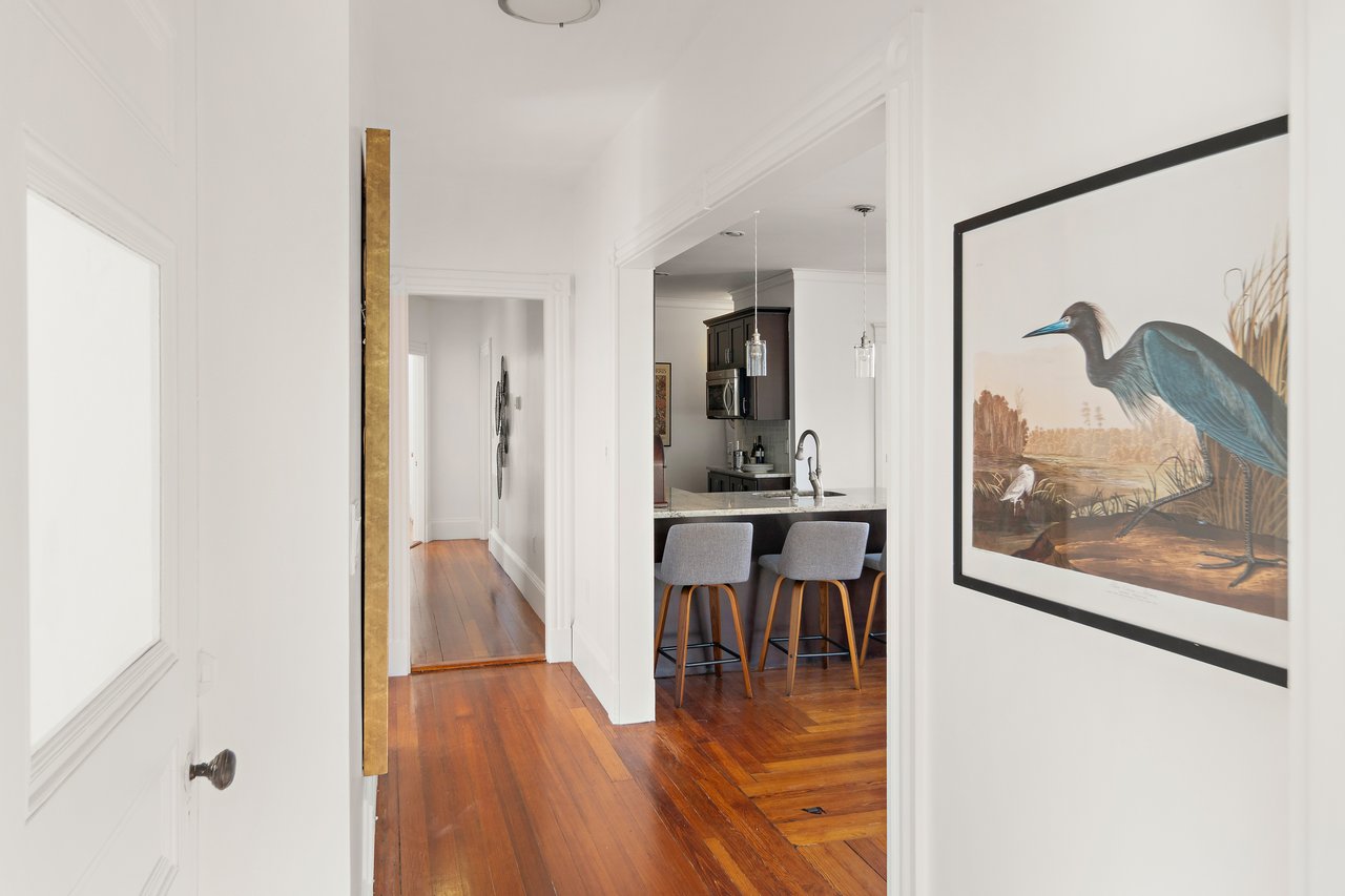 A Captivating Victorian Condo in A Fantastic Neighborhood
