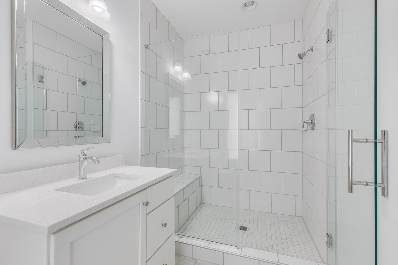8201 River Rd, Bethesda, MD 20817