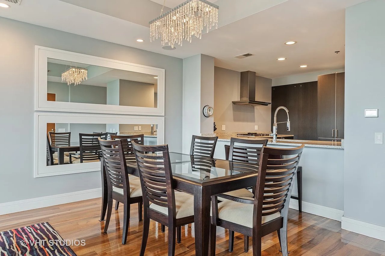 550 W Wellington Ave Unit 4W