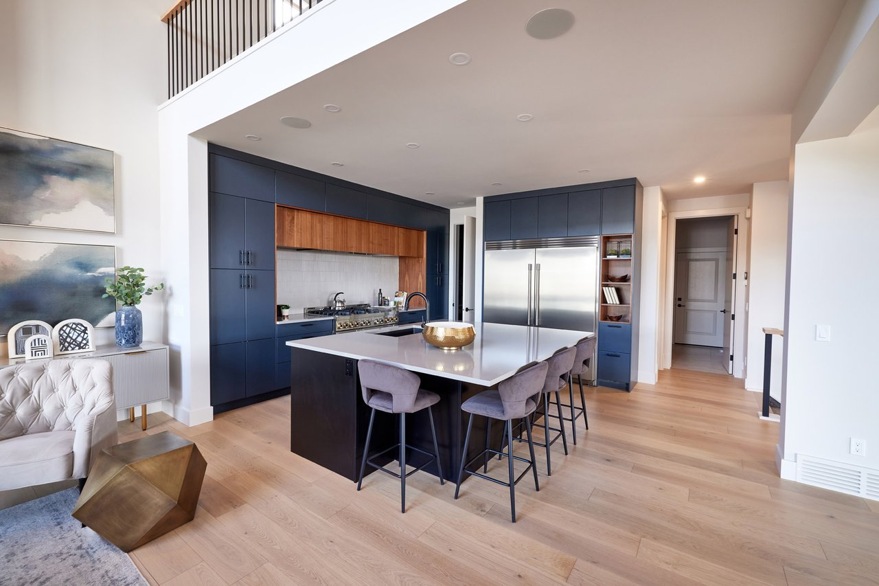 218 Aspen Summit Place SW