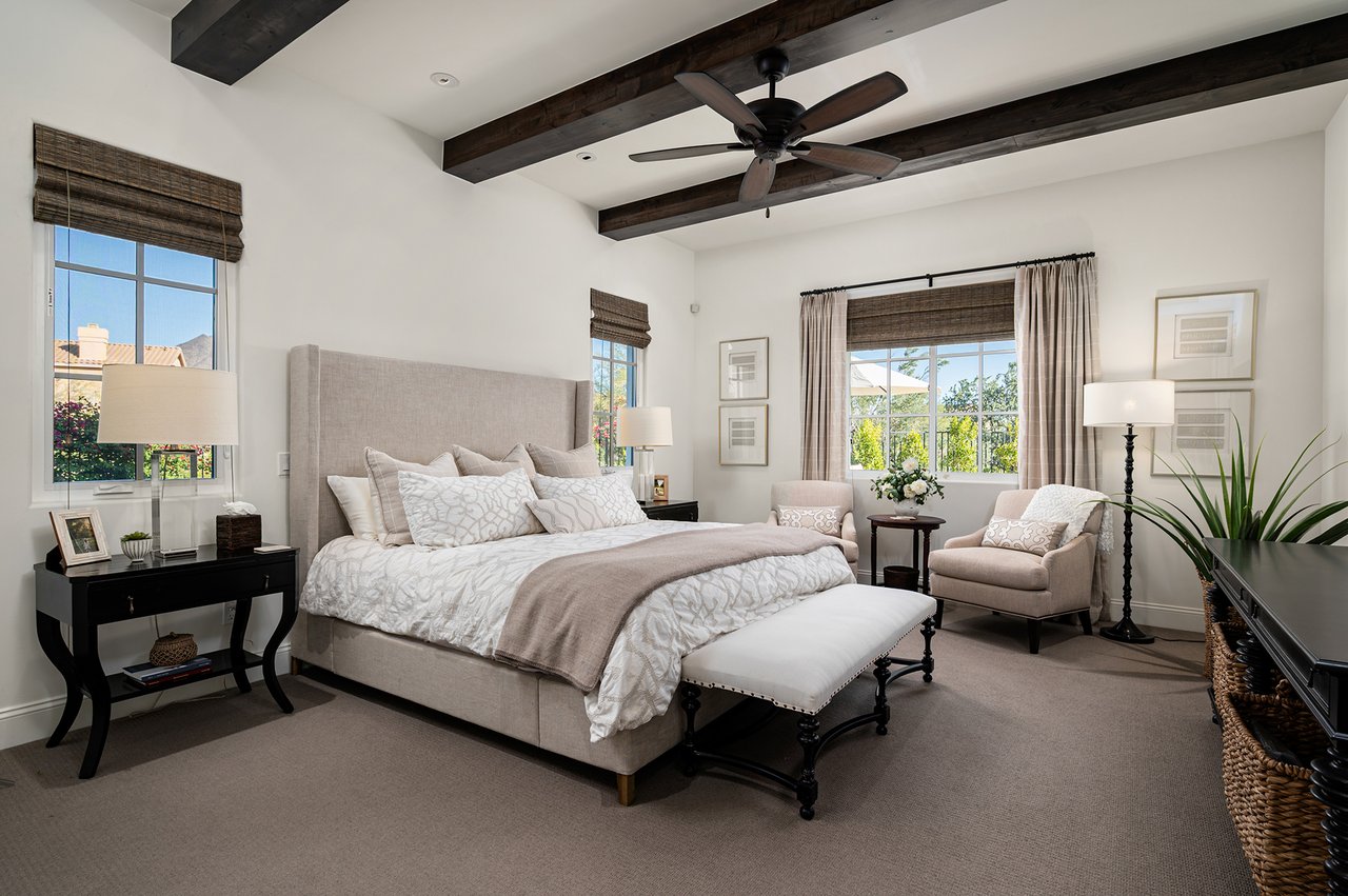 9483 E ROCKWOOD Drive