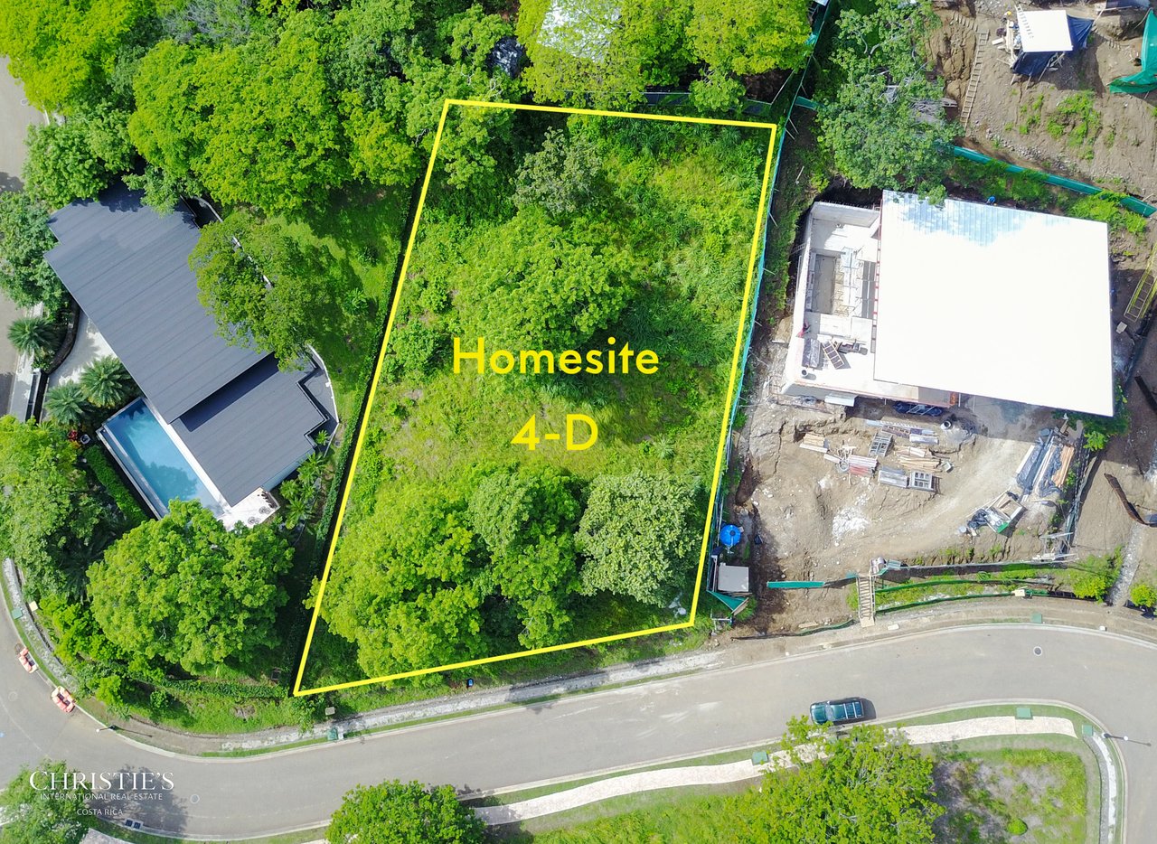 Casa Solreva | Tropical Luxury Living with Sweeping Panoramic Views