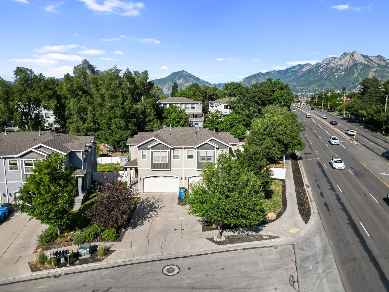 4475 S Lochnivar