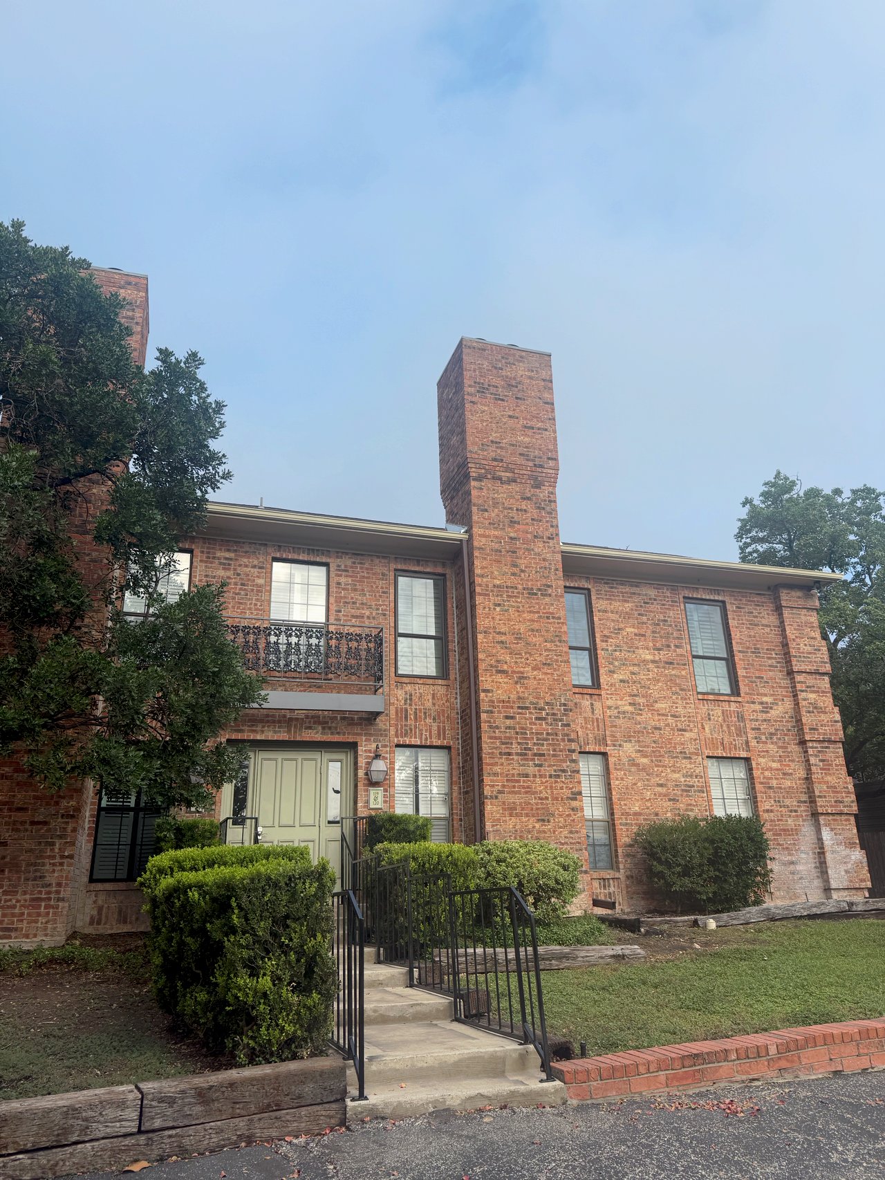 201 Ellwood St #120