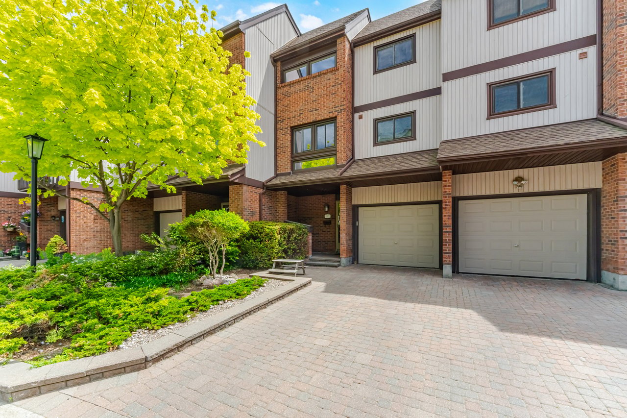 1080 Walden Circle #52, Mississauga Ontario