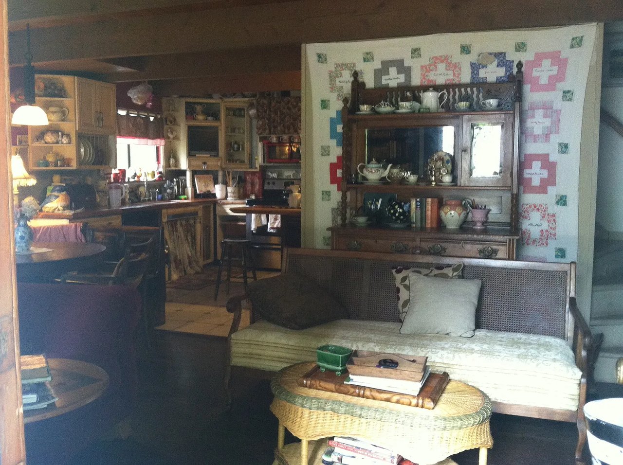 200 N Duckabush Dr E