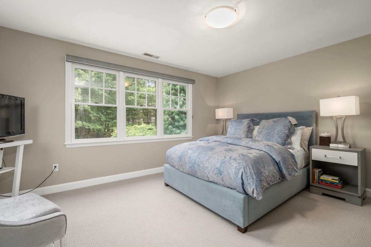 35 Puddingstone Lane