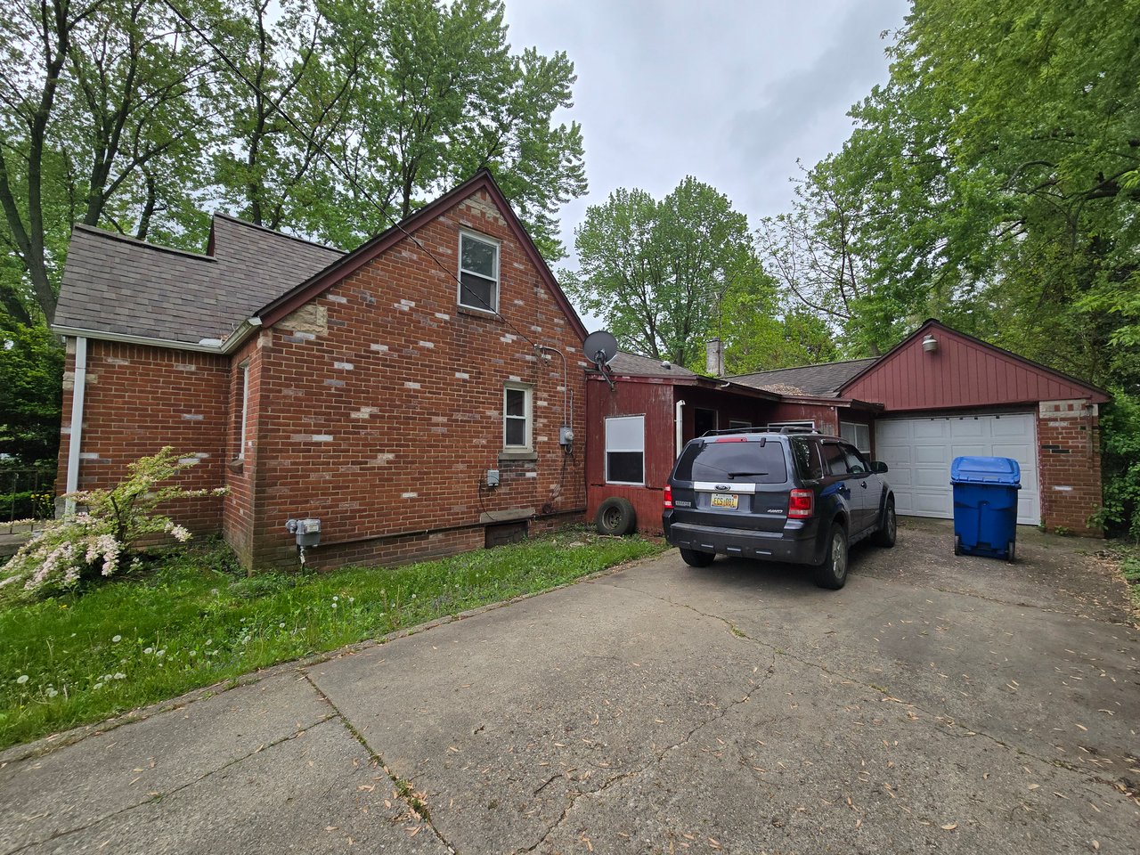 7205 Williams Lake Rd