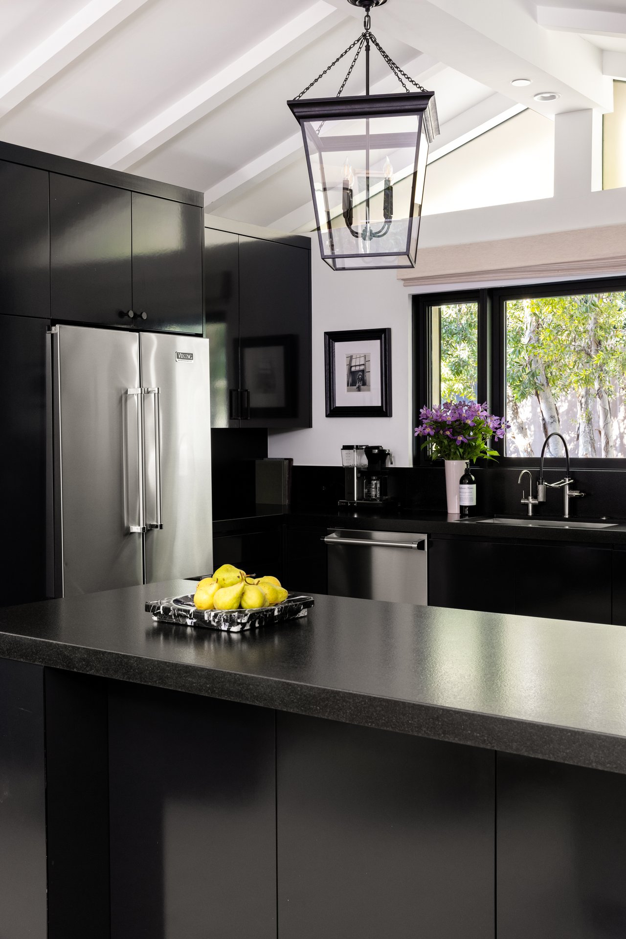 1853 Franklin Canyon Dr, Beverly Hills