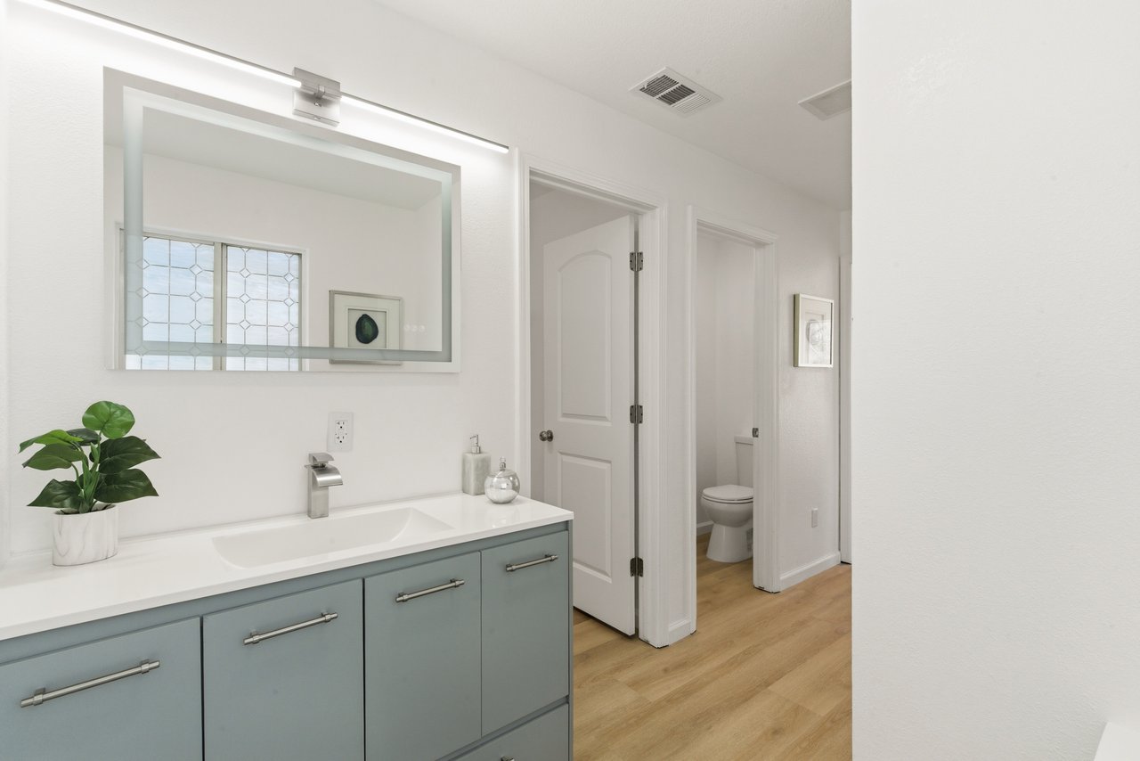 1505 Barkley Mountain Way