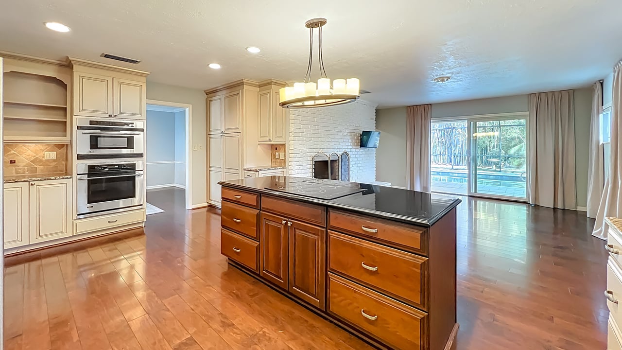 Timeless Olde Winter Park Home in Park Grove
