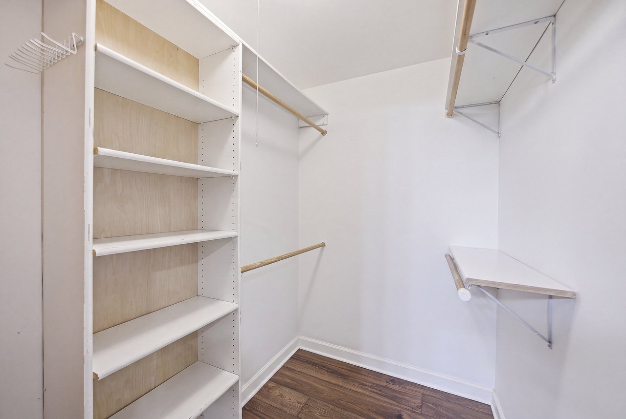 7050 Newport Dr Unit 101