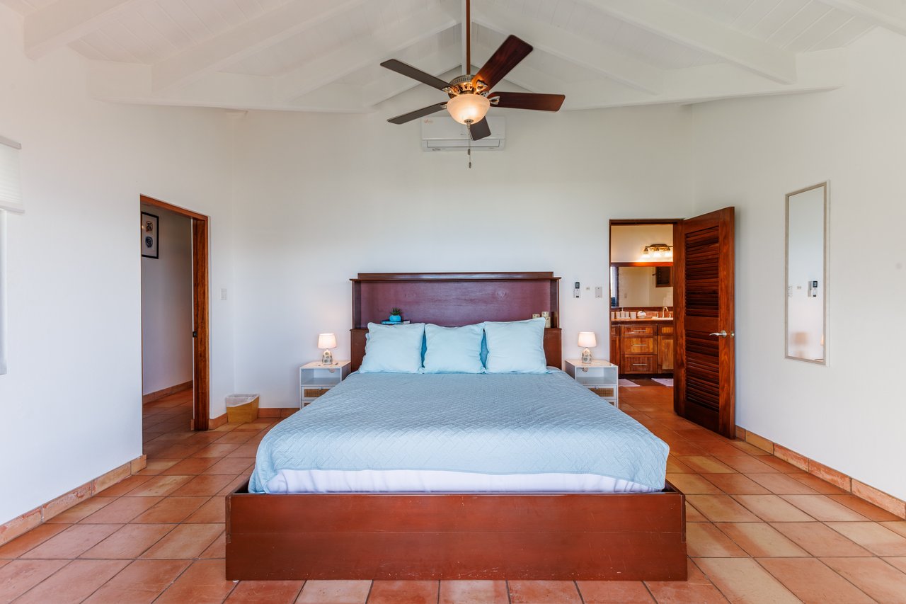 Paradiso Ocean View 